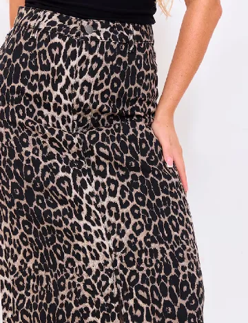 Fusta PRETTYLITTLETHING, animal print