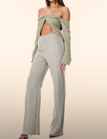 Top PRETTYLITTLETHING, verde