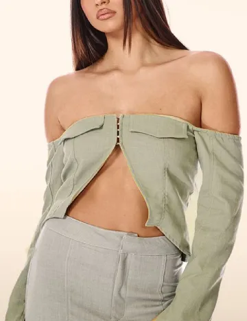 Top PRETTYLITTLETHING, verde