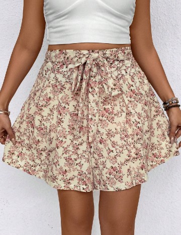Pantaloni scurti SHEIN CURVE, floral print