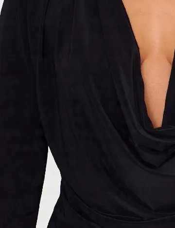Bluza PRETTYLITTLETHING, negru