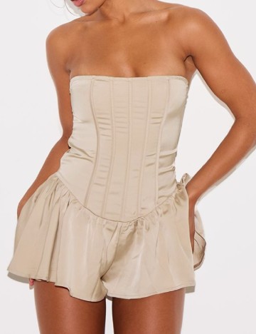 Salopeta PRETTYLITTLETHING, crem