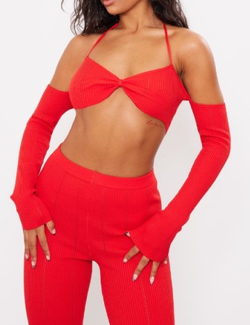 Top PRETTYLITTLETHING, rosu