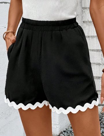 Pantaloni scurti SHEIN, negru