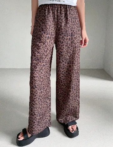 Pantaloni SHEIN, maro Maro