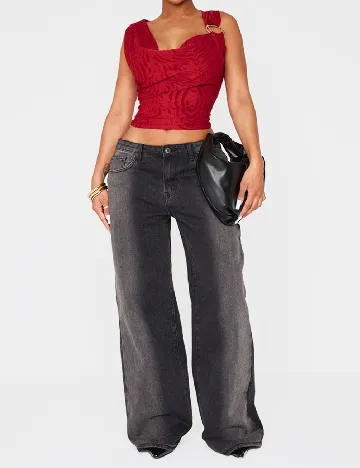 Top PRETTYLITTLETHING, grena