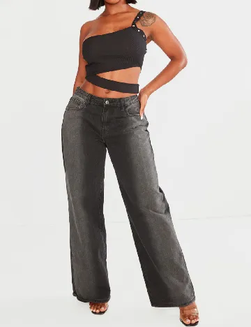 Top PRETTYLITTLETHING, negru