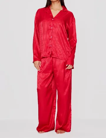 Pijama PRETTYLITTLETHING, rosu