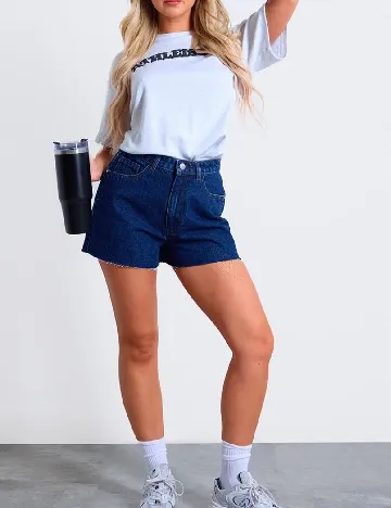 Pantaloni scurti PRETTYLITTLETHING, bleumarin
