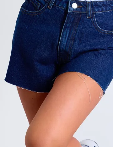 Pantaloni scurti PRETTYLITTLETHING, bleumarin