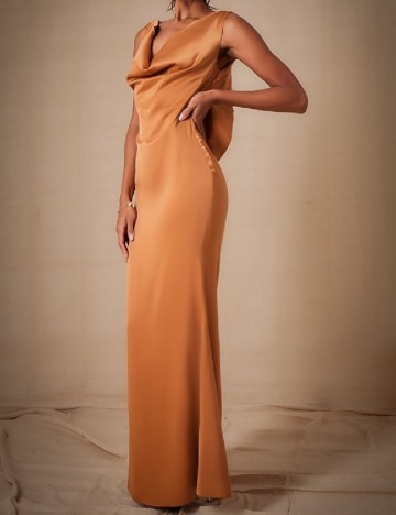 Rochie lunga PRETTYLITTLETHING, maro