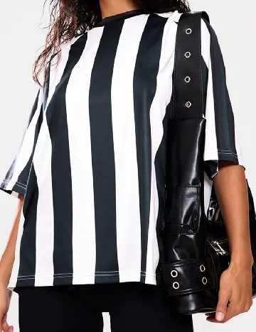 Tricou PRETTYLITTLETHING, negru/ecru