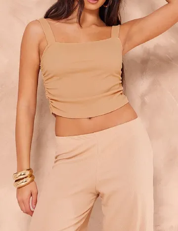 Top PRETTYLITTLETHING, crem