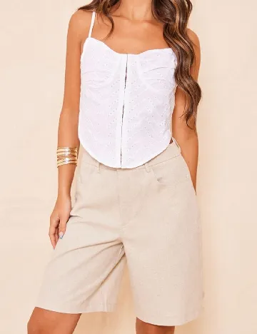 Pantaloni scurti PRETTYLITTLETHING, bej