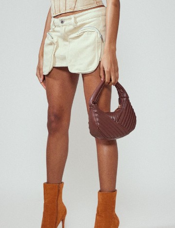 Fusta PRETTYLITTLETHING, bej