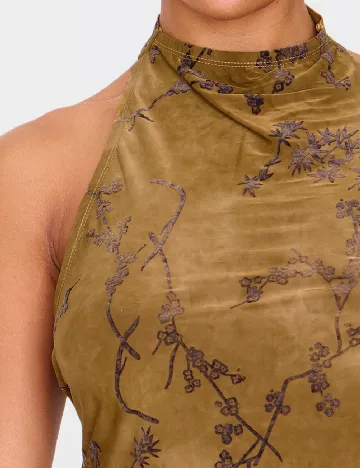 Top PRETTYLITTLETHING, verde