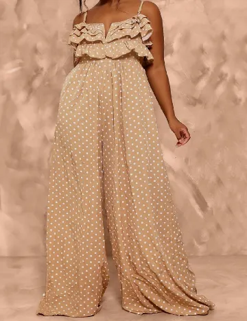 Salopeta PRETTYLITTLETHING Plus Size, maro deschis