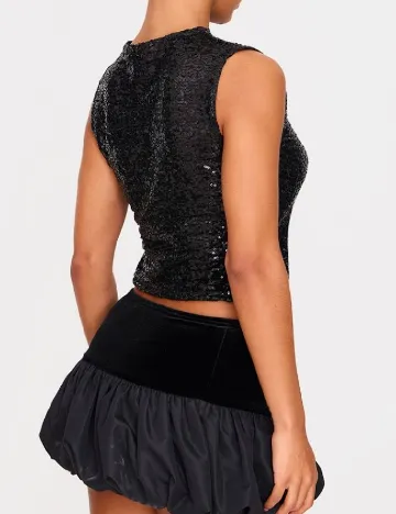 Top PRETTYLITTLETHING, negru