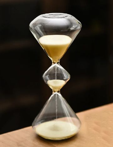 Clepsidra OutletMag, galben