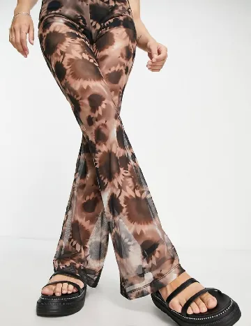 Pantaloni Reclaimed Vintage, maro Maro