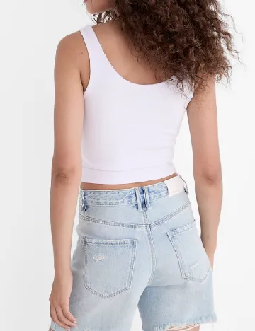 Pantaloni scurti Stradivarius, albastru