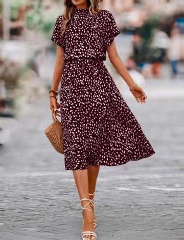 Rochie medie SHEIN, grena