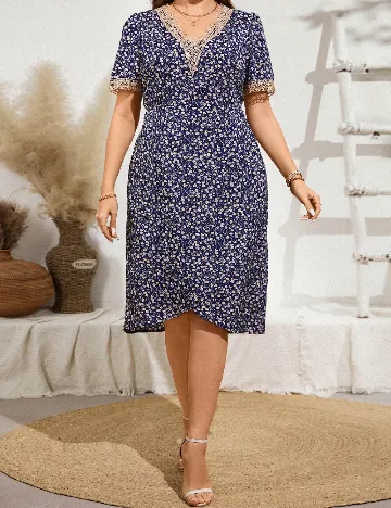 Rochie medie SHEIN CURVE, floral