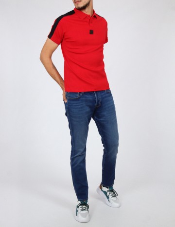 Tricou Hugo, rosu