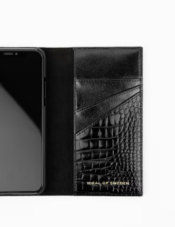 Husa iPhone IDEAL OF SWEDEN, negru