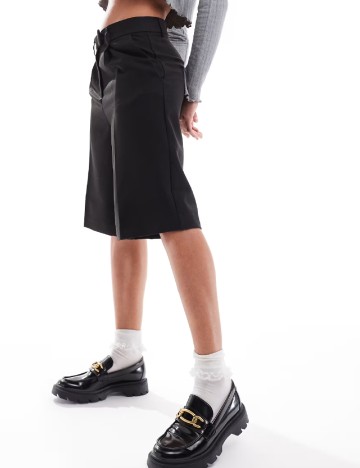 Pantaloni scurti Stradivarius, negru
