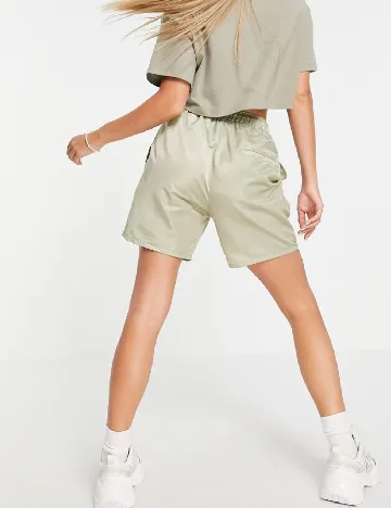 Pantaloni scurti COLLUSION, verde Verde