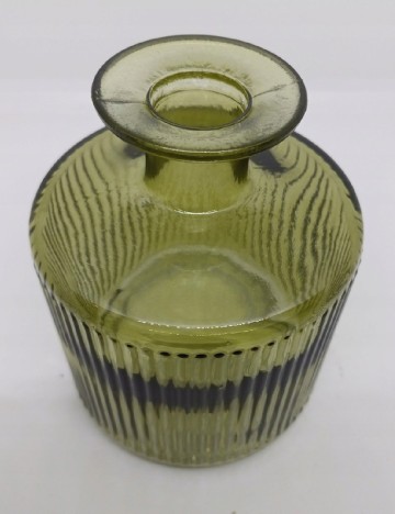 Vaza mica de sticla, verde