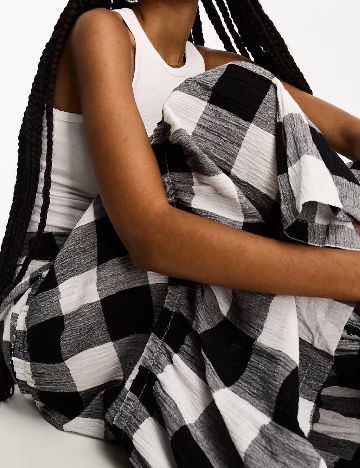 Fusta ASOS, mix culori