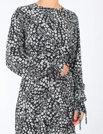 Rochie medie Violet Romance, negru Negru