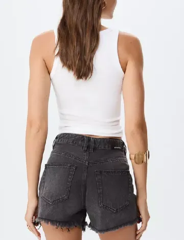 Pantaloni scurti Stradivarius, gri Gri