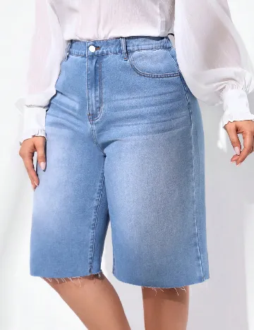 Pantaloni scurti SHEIN CURVE, albastru Albastru