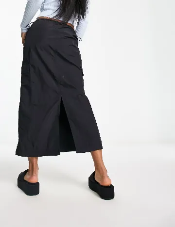 Fusta Stradivarius, negru Negru