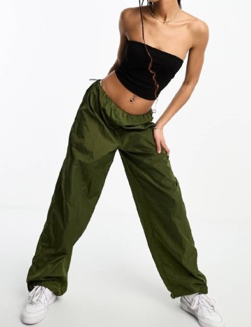 Top Monki, negru
