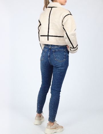 Jacheta Zara, bej