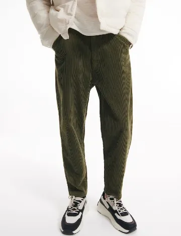 Pantaloni Reserved, verde Verde