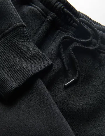 Pantaloni Reserved, negru Negru