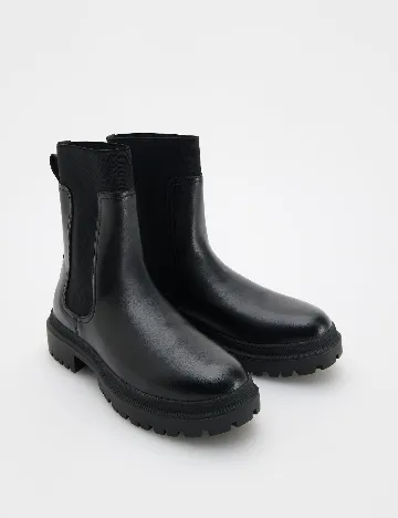Ghete Reserved, negru Negru