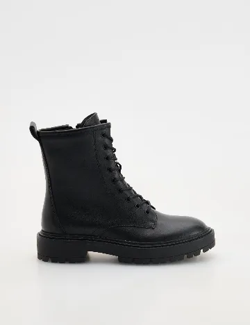 Ghete Reserved, negru Negru