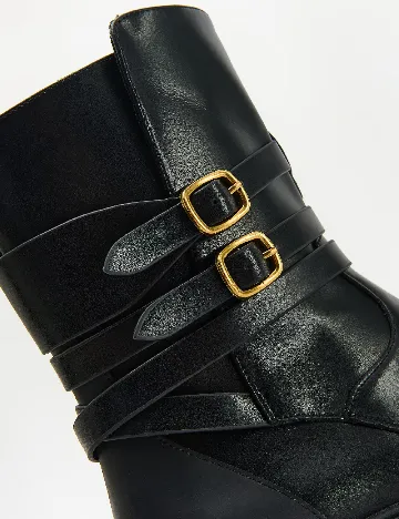 Ghete Reserved, negru Negru