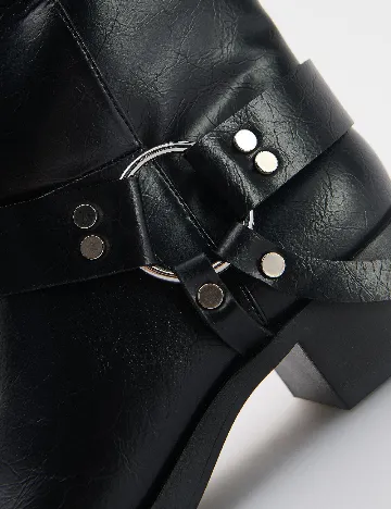 Ghete Reserved, negru Negru