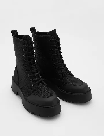 Ghete Reserved, negru Negru