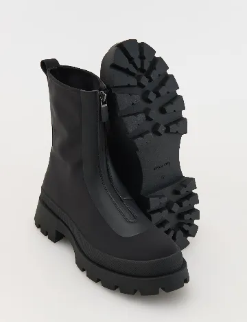 Ghete Reserved, negru Negru
