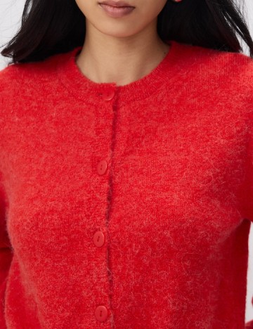 Cardigan Reserved, rosu