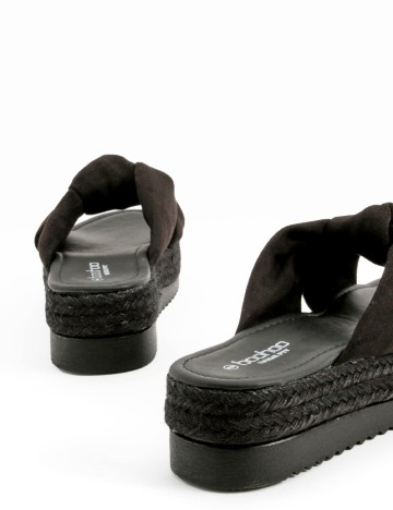 Slapi Boohoo, negru