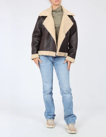 Jacheta Bershka, maro Maro